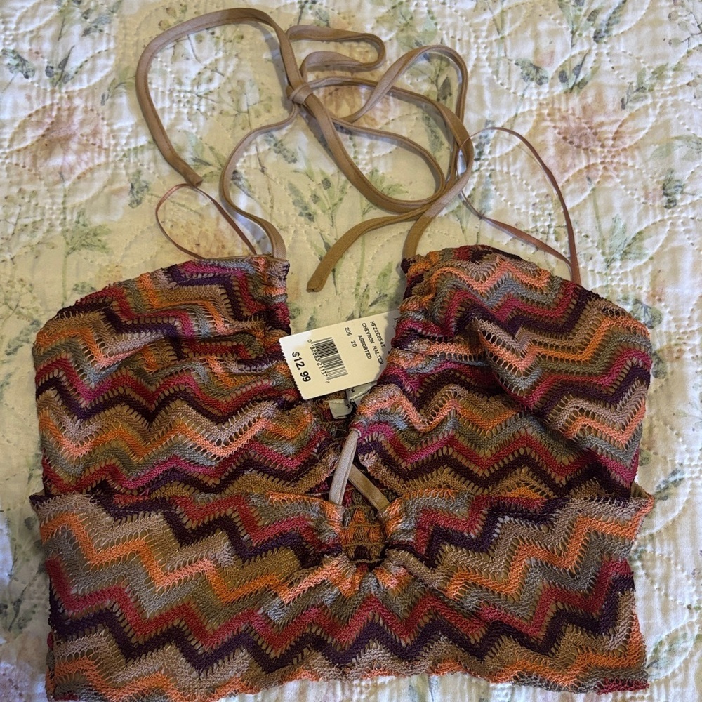 Discovery Multicolor Zigzag Crop Top
